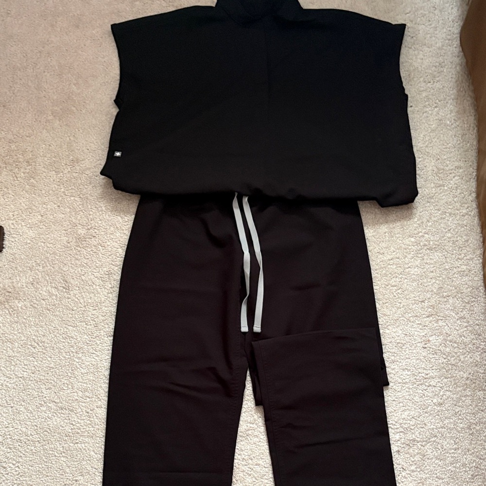 Figs Rafaela Top and Pants Set